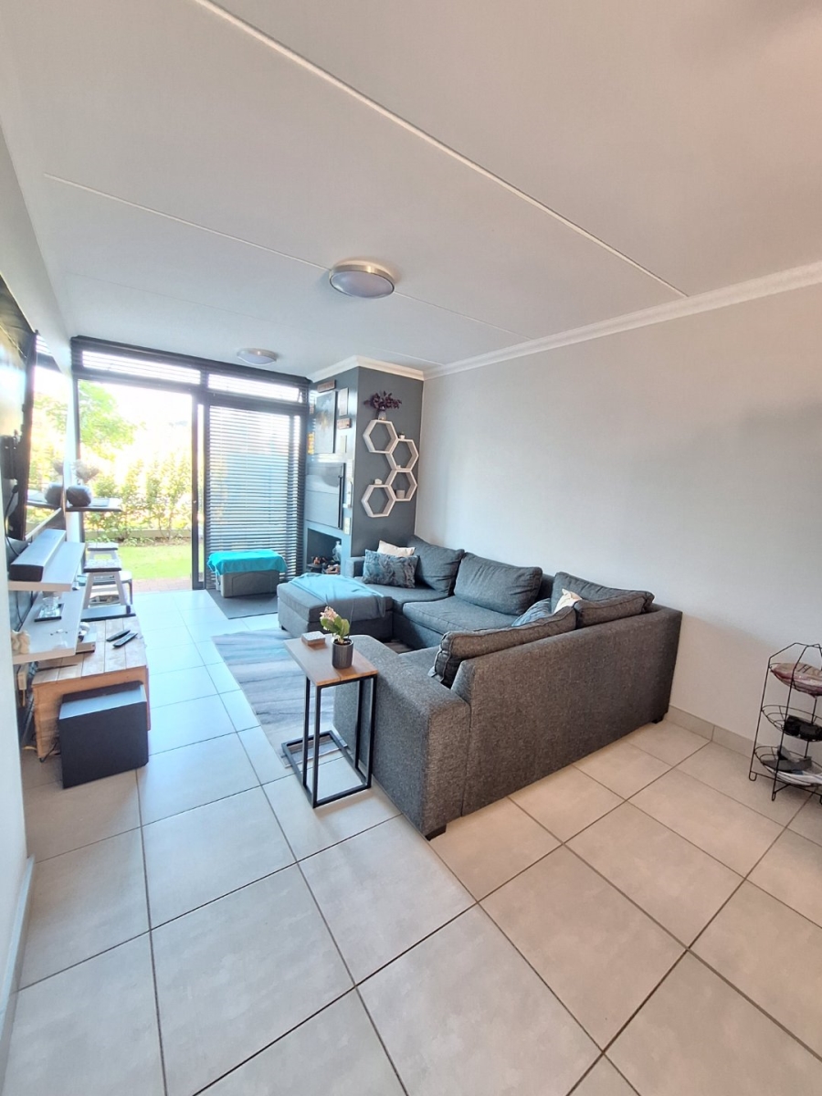 2 Bedroom Property for Sale in Vredekloof Western Cape